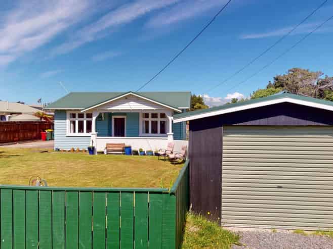 108 Rua Avenue, Waitarere Beach