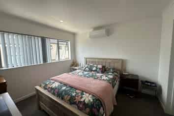 B/271 Te Atatu Road, Te Atatu South