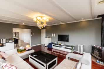 1 Paddington Grove, Karori