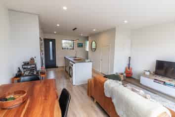5/19 Bush Street , Naenae
