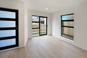 58 Rauemi Way, Te Atatu South