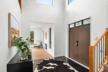 11 Deele Close, Pinehill