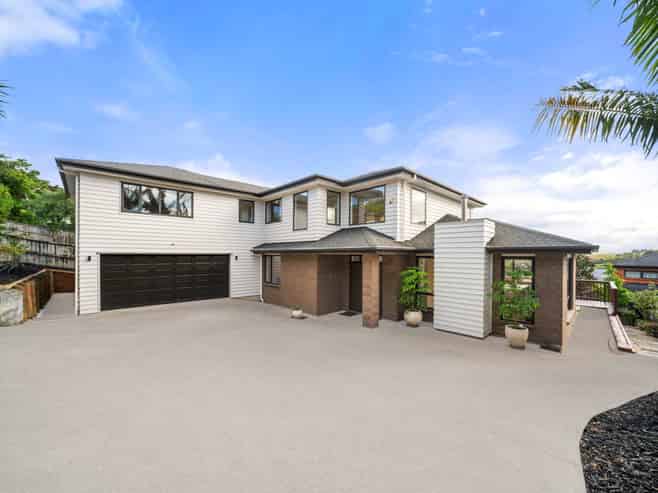11 Deele Close, Pinehill