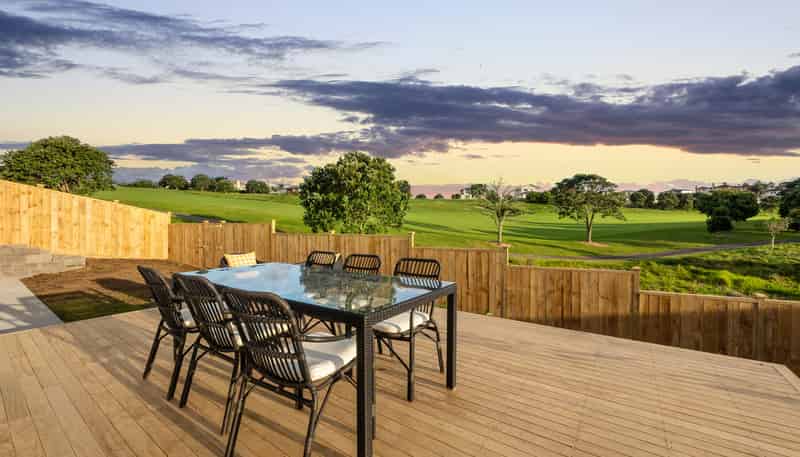 4 Whale Bay Rise, Gulf Harbour