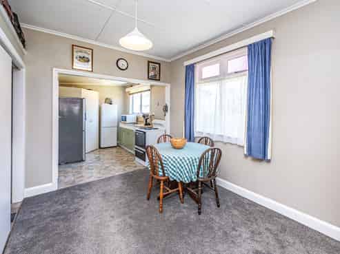 5 Mosston Road, Castlecliff