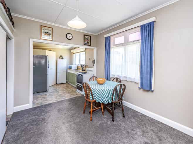 5 Mosston Road, Castlecliff