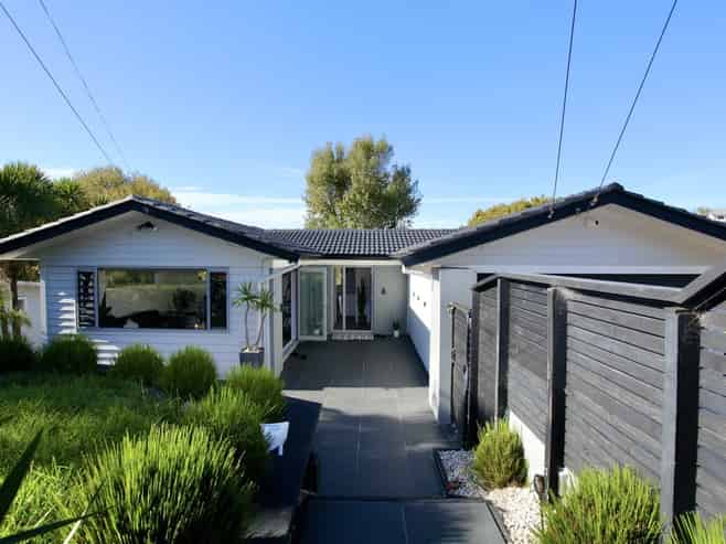 23 Glenfern Road, Mellons Bay