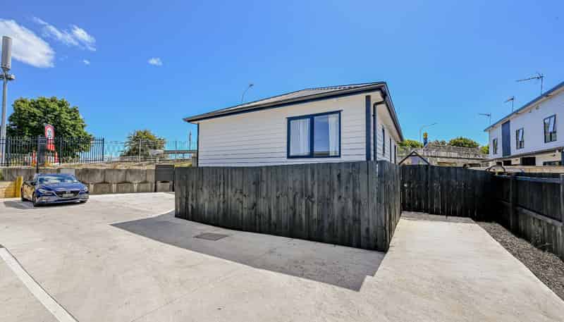 5/2 Gloucester Road, Manurewa