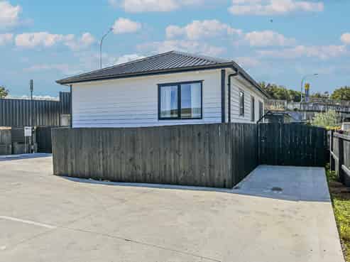 5/2 Gloucester Road, Manurewa