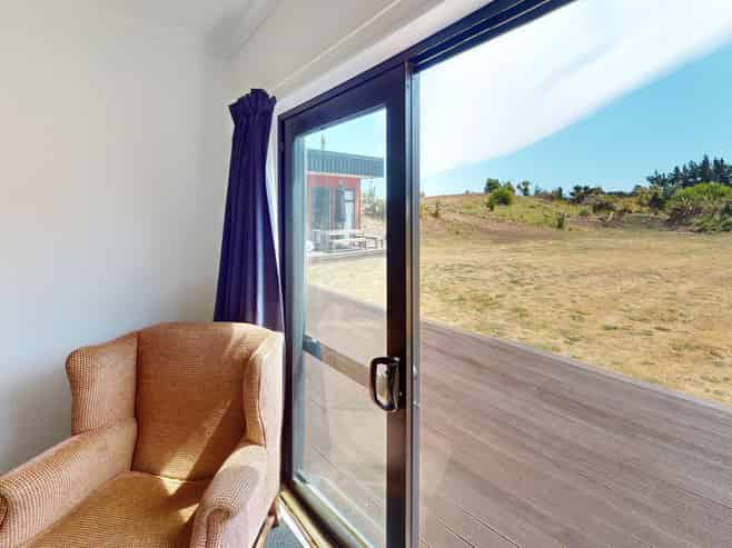 10 Mowhia Grove, Waitarere Beach