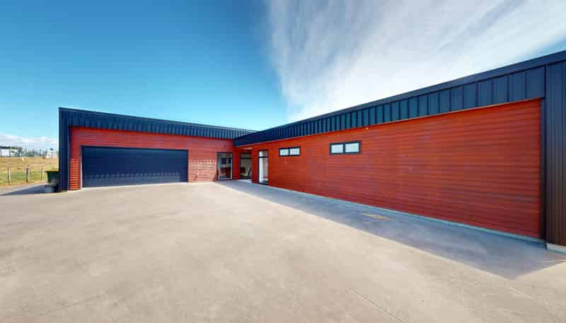 10 Mowhia Grove, Waitarere Beach