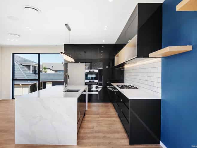 4A  The Parade, Bucklands Beach