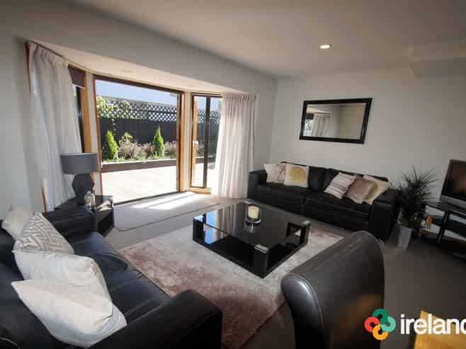 16b Onslow Street, Saint Albans