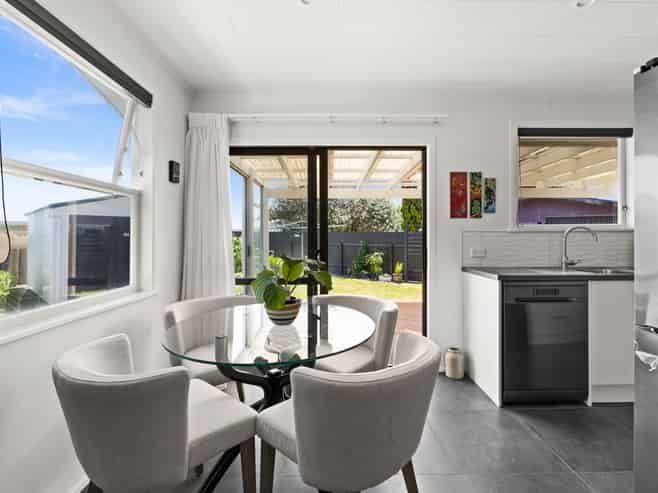 61 Westminster Avenue, Tamatea