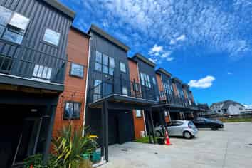 3C/183 Knighton Road, Hillcrest