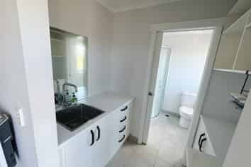 3C/183 Knighton Road, Hillcrest