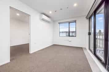 209/28C Eileen Newey Place, Henderson