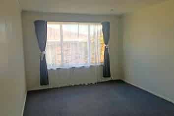 1/2 Browns Road, Manurewa