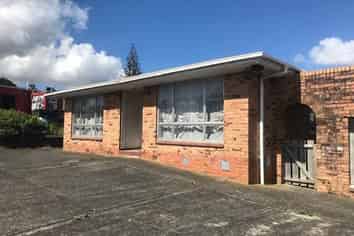 1/2 Browns Road, Manurewa