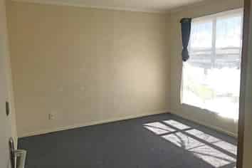 1/2 Browns Road, Manurewa