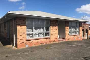 1/2 Browns Road, Manurewa