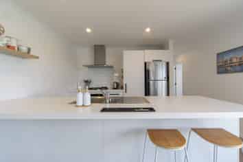 2/2 Bostonkip Crescent, Fitzroy