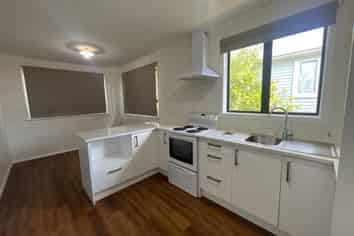 11 Springside Place, New Lynn