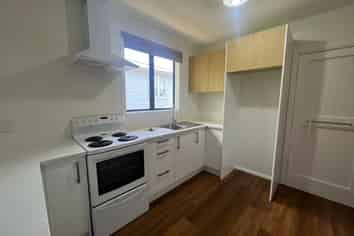 11 Springside Place, New Lynn