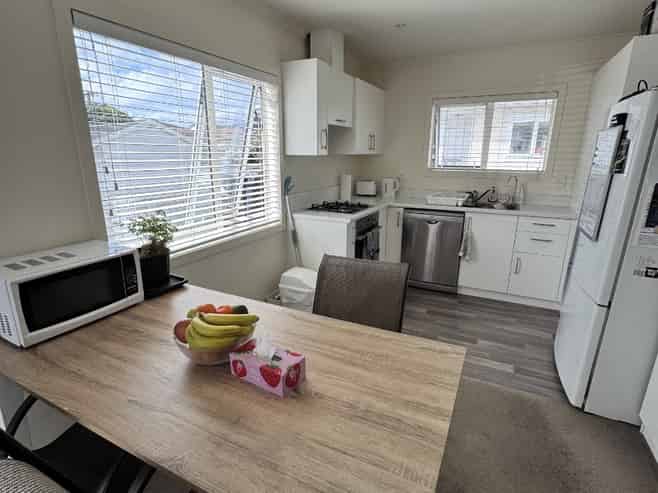 403 Broadway, Miramar