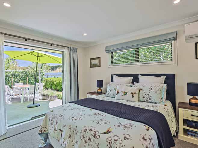 1021 Reka Street, Akina