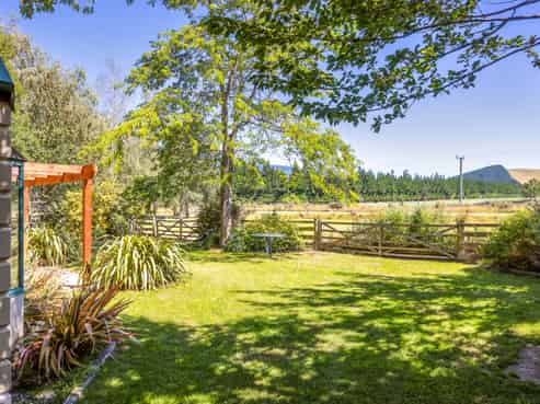 255 Inglis Road, Okuku