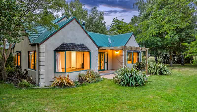 255 Inglis Road, Okuku