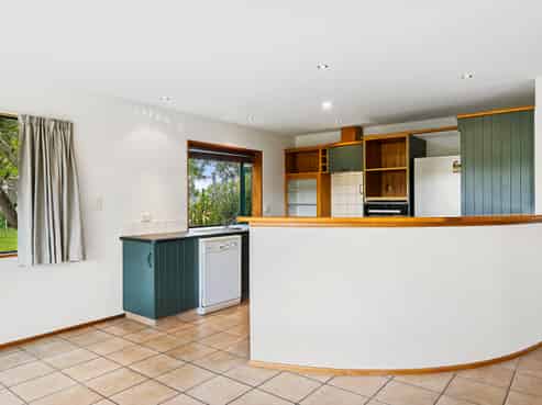 255 Inglis Road, Okuku