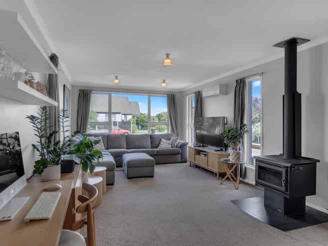 7 Luxton Place, Rangiora