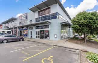 PREMIUM SUNNY GROUND FLOOR OFFICE / SHOWROOM
