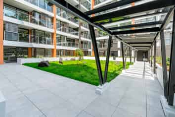 501/10 Lion Place, Epsom