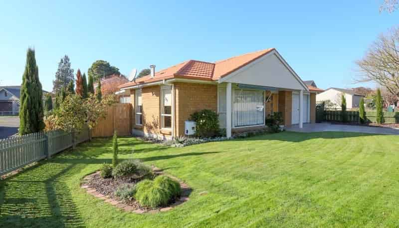 10 McNicol Street, Fairfield