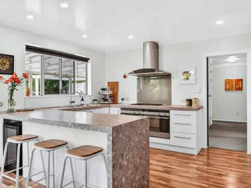 46 Henry Hill Road, Hilltop