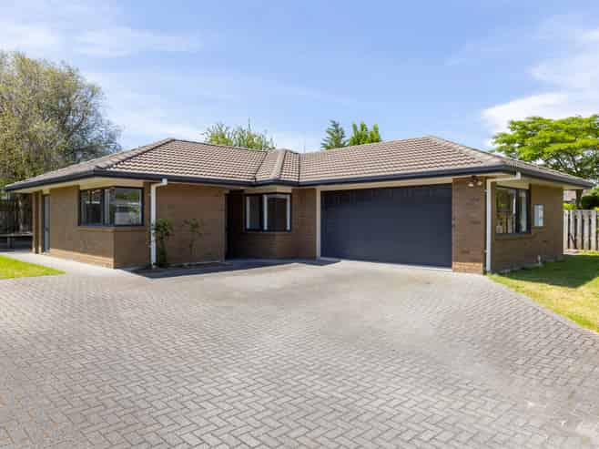 1/10 Frederick Street, Two Mile Bay