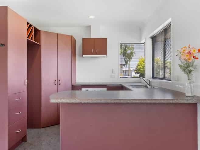 1/10 Frederick Street, Two Mile Bay