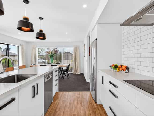 15 Huka Heights Drive, Rangatira Park