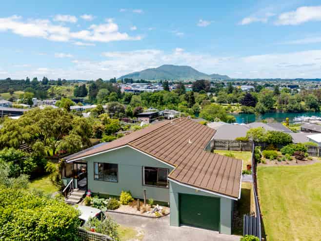 2/20 Pitiroi Street, Nukuhau