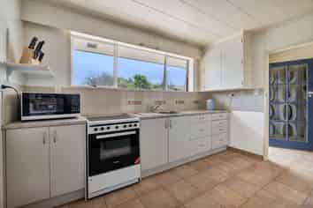 9 Oberon Street, Stratford