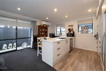 B/351 Burnett Street, Ashburton