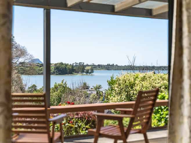 14 Lorrigan Way, Welcome Bay