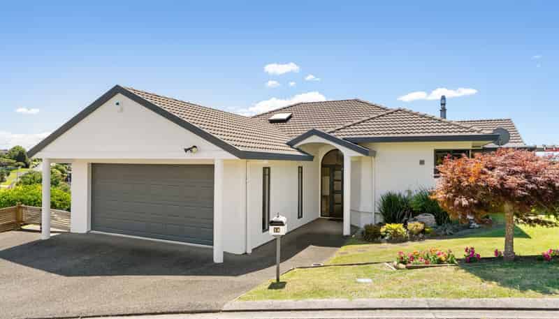 14 Lorrigan Way, Welcome Bay