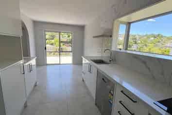 64 Oaktree Avenue, Browns Bay