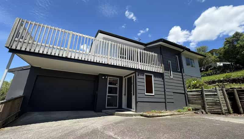 64 Oaktree Avenue, Browns Bay