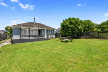 15A Baycroft Avenue, Parkvale