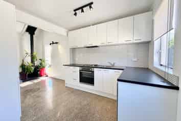 13B David Street, Brookfield